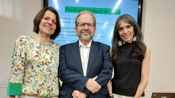 Doctorando Iván Reza Ramos expone los avances del proyecto en el congreso CNMAT 2026